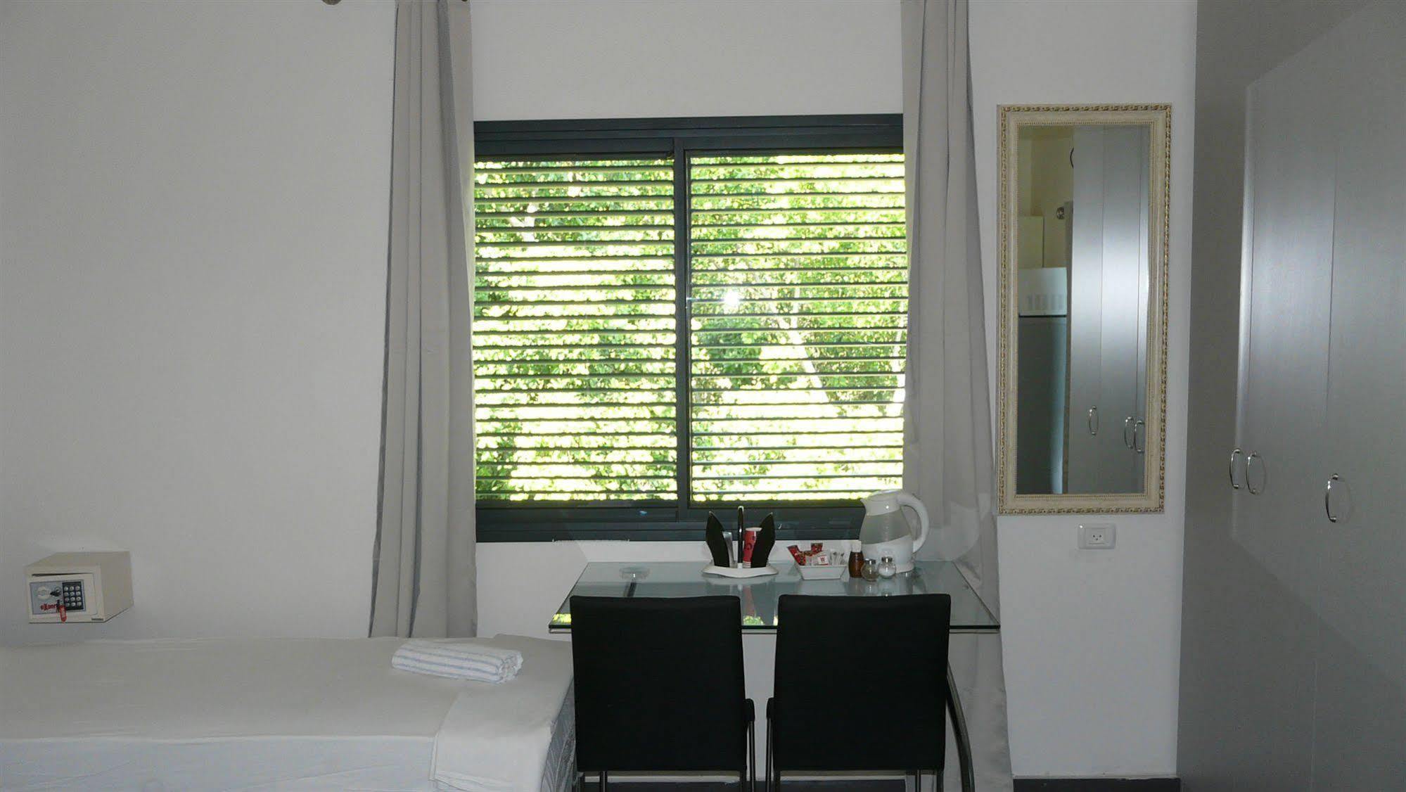 City Center Apartments Haifa Esterno foto